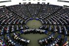Europoslanci: Kvóty by měly zohlednit možnosti států. Bez solidarity to ale nepůjde