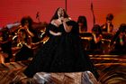 Letošní předávání Grammy zahájila raperka a zpěvačka Lizzo.