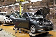 Výroba aut v Česku letos opět překoná rekord, řekl na autosalonu Jahn