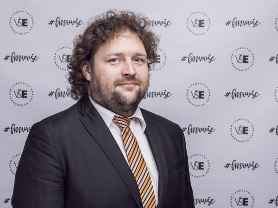 Kdo je Petr Štěpánek Petr Štěpánek, proděkan Fakulty mezinárodních vztahů VŠE