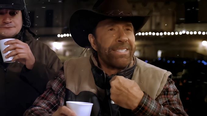 Chuck Norris v legendární české reklamě T-Mobile z roku 2010. Pět nezapomenutelných spotů, které pobavily národ a staly se virálním hitem.