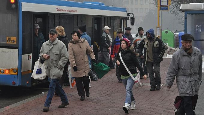 Nejvíce lidí odešlo z Ostravy a Karvinska, za prací i lepším vzduchem.