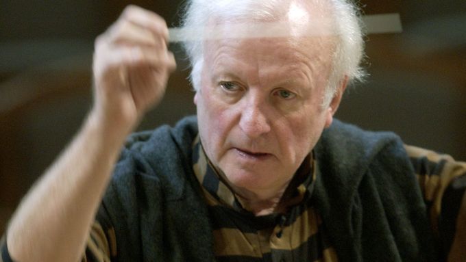 Dirigent Gerd Albrecht.