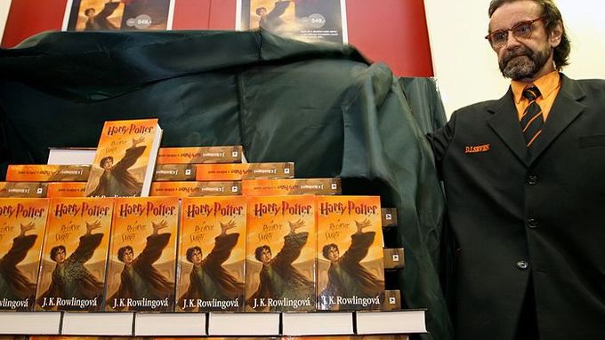 One minute before midnight January 31 when Harry Potter and Deathly Hallows went on sale