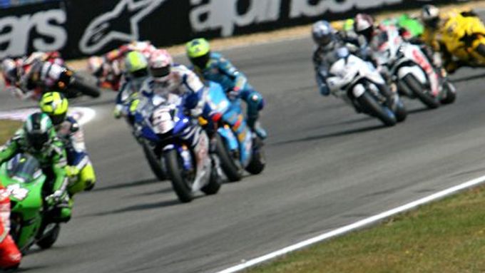 Casey Stonerovi se v Brně daří. Po grand prix byl nejlepší i první den testů.