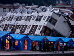 Tohle u nás naštěstí nemáme: důsledky červnového zemětřesení v Číně.