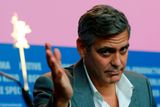 George Clooney se na Berlinale představuje jako režisér podruhé. Poprvé byl na Berlinale v roce 2003 s thrillerem Milujte svého zabijáka.