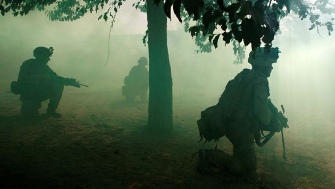 Američtí vojáci při jedné z operací proti Tálibánu v jihoafghánské provincii Hílmand.