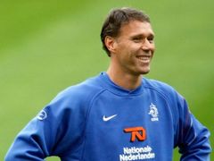 O jeden z historických fotbalových obratů se postaral i současný trenér Nizozemců Marco van Basten.