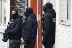 Molenbeek, předměstí Bruselu. Policejní razie proti islamistům.