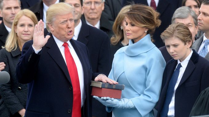 Donald Trump na loňské inauguraci.