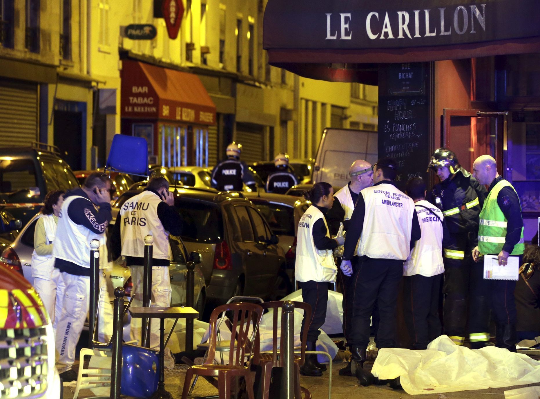 Teror v Paříži - zásah u restaurace