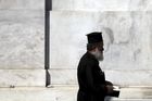 Další oběť řecké krize. Pravoslavné církvi hrozí bankrot, prodělala na akciích