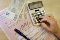Daňové přiznání 2015 online formulář a kalkulačka