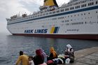 Obří trajekt na ostrově Kos opět přijímá syrské uprchlíky