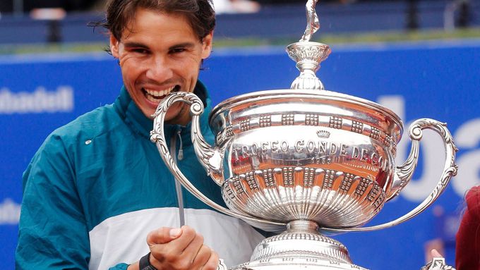 Rafael Nadal slaví titul v Barceloně