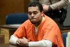 Chris Brown se dostane z vězení, přiznal porušení podmínky