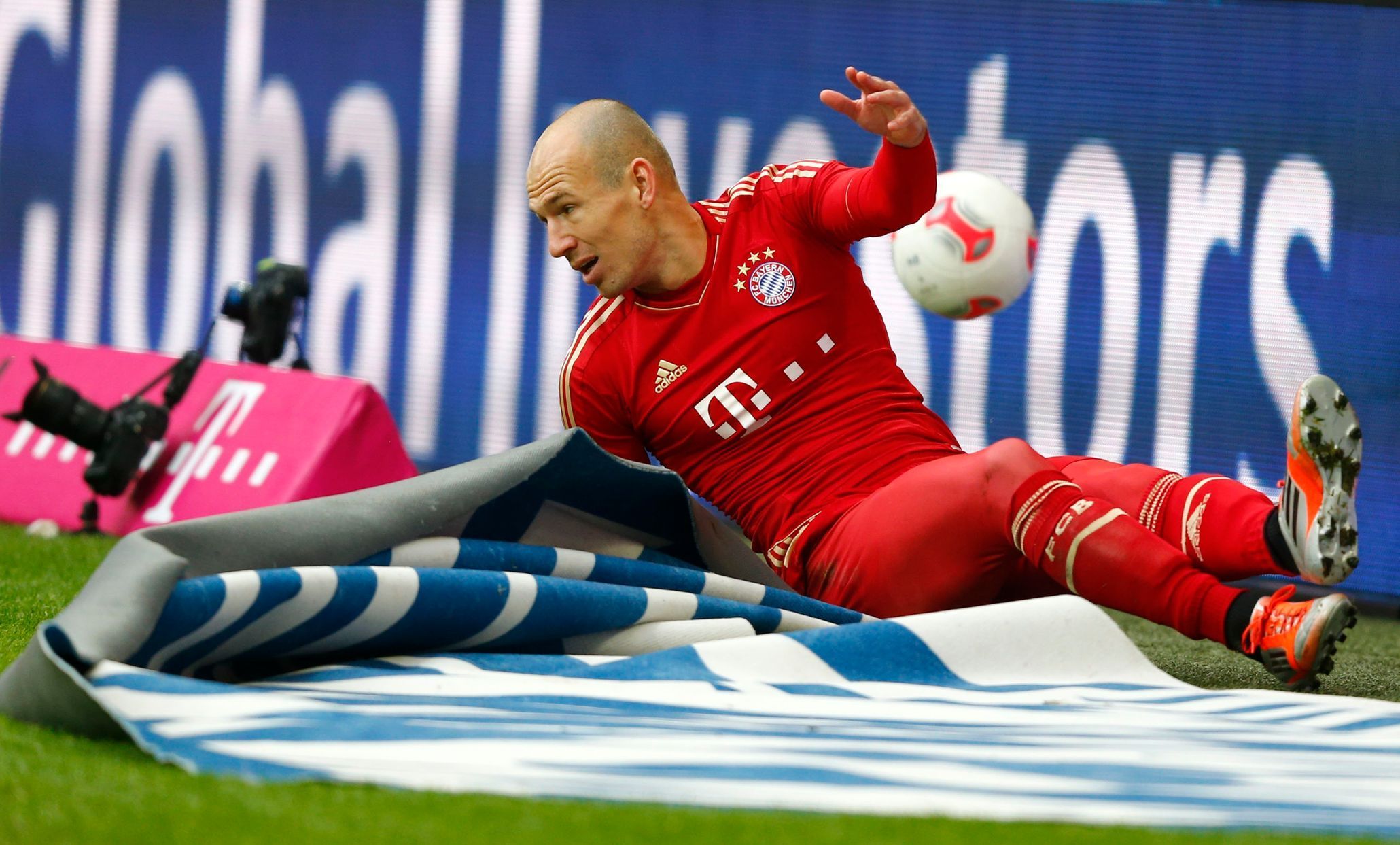 Norimberk - Bayern (Arjen Robben)