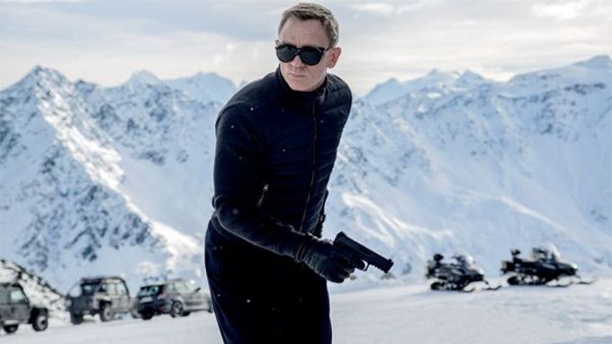 Daniel Craig alias James Bond ve filmu Spectre.