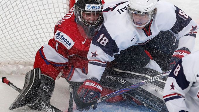 Patrik Bartošák je hvězdou juniorských soutěží v Kanadě. Teď myslí na draft a první velkou smlouvu v NHL.