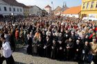 Na svatováclavskou pouť do Staré Boleslavi dorazily tisíce lidí. Buďme soucitní, vyzval Duka