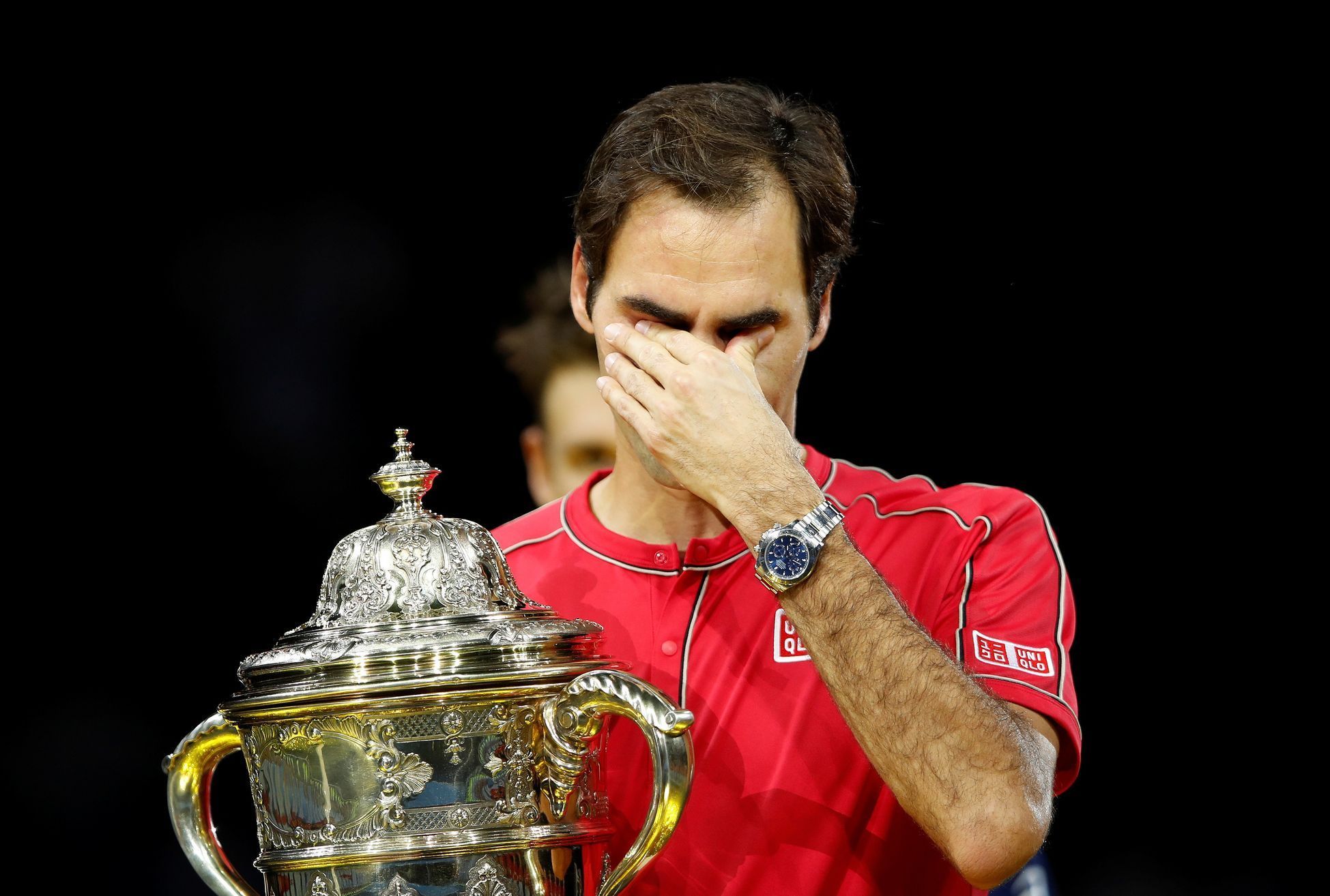 Roger Federer po vítězství na turnaji v Basileji (2019)
