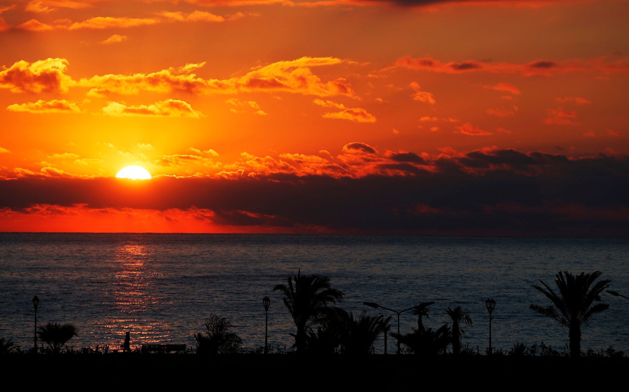 Soči 2014: západ slunce nad Černým mořem