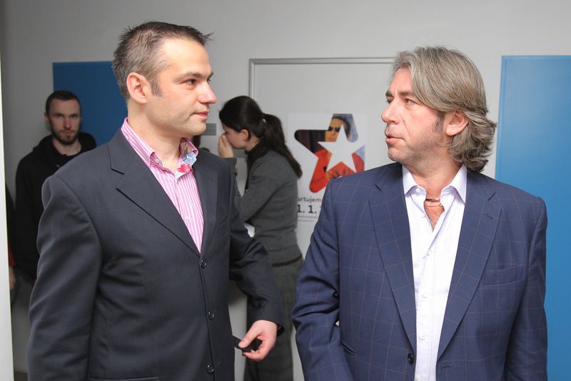 TV Barrandov začala vysílat: Tomáš Chrenek (vpravo) a Janis Sidovský