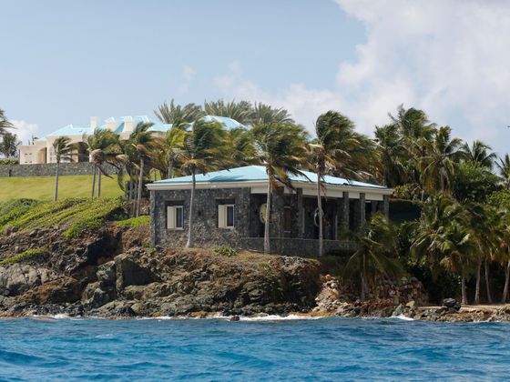 Kdo je Jeffrey Epstein Little St. James
