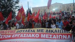 Řecko - Atény - demonstrace komunistů