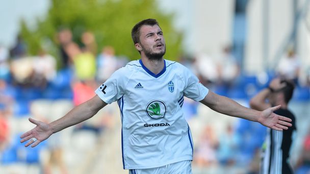 7. kolo fotbalové Fortuna:Ligy, Mladá Boleslav - České Budějovice: Domácí Nikolaj Komličenko se raduje ze vstřelené branky.