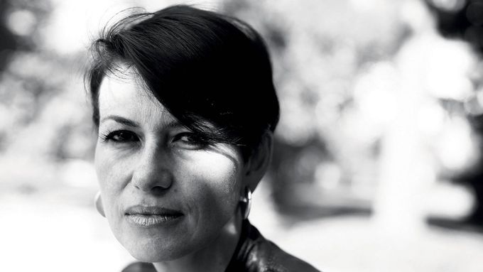 Spisovatelka a překladatelka Bianca Bellová je známá především díky románu Jezero.