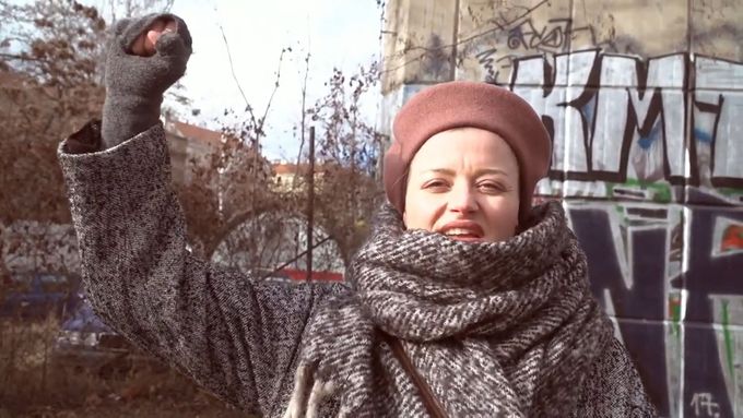 Představitelka Dáši z populárního seriálu Most! Erika Stárková se postavila proti rozšiřování dolu Bílina