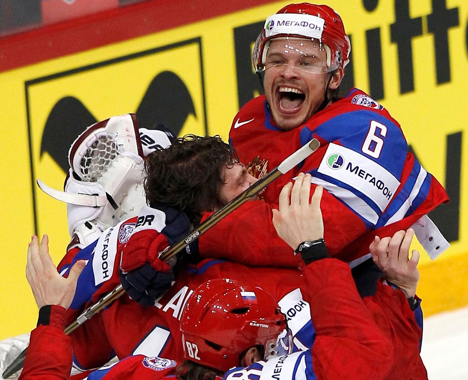 Zlatá ruská radost ve finále MS Rusko - Slovensko