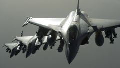 Francouzské letouny Rafale nad Sýrií.