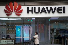 Venku na kauci. Kanada propustila finanční ředitelku Huawei