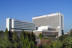 Kyberútok způsobil brněnské fakultní nemocnici škody v desítkách milionů korun