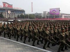 Severokorejská vojenská přehlídka.
