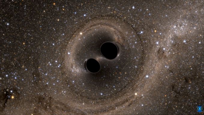 Počítačová simulace srážky dvou černých děr.