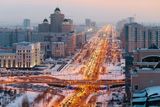 Astana, vybudovaná z příjmů z ropy, se pyšní velkorysými bulváry.