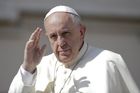 Papež František dorazil na šestidenní návštěvu USA, promluví i v Kongresu