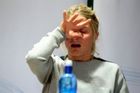 Hvězdné běžkyni Johaugové hrozí za doping distanc na 14 měsíců
