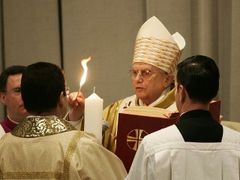 Papež Benedikt XVI. během Velikonočních oslav.