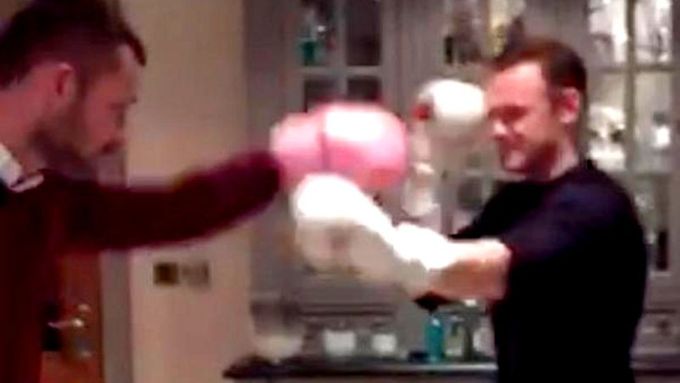Video boxerského souboje Wayne Rooney vs. Phil Bardsley