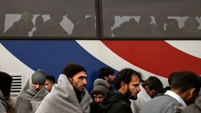 Uprchlíci v Řecku.