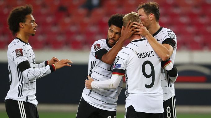 Radost fotbalistů Německa v utkání kvalifikace o postup na MS 2022