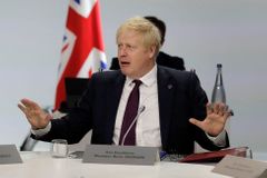 Britský tisk spekuluje, že se Johnson chystá vypsat volby. Ty by se konaly v říjnu