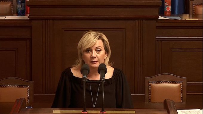 Úmysl vyvolat hlasování o nedůvěře Fialově vláda oznámila předsedkyně poslaneckého klubu ANO Alena Schillerová.
