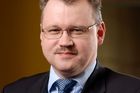 Šéf Raiffeisenbank: Za bojem o poplatky nestojí klienti