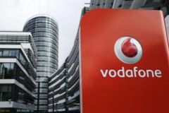 Vodafone napadá aukci, nelíbí se mu ani počínání PPF